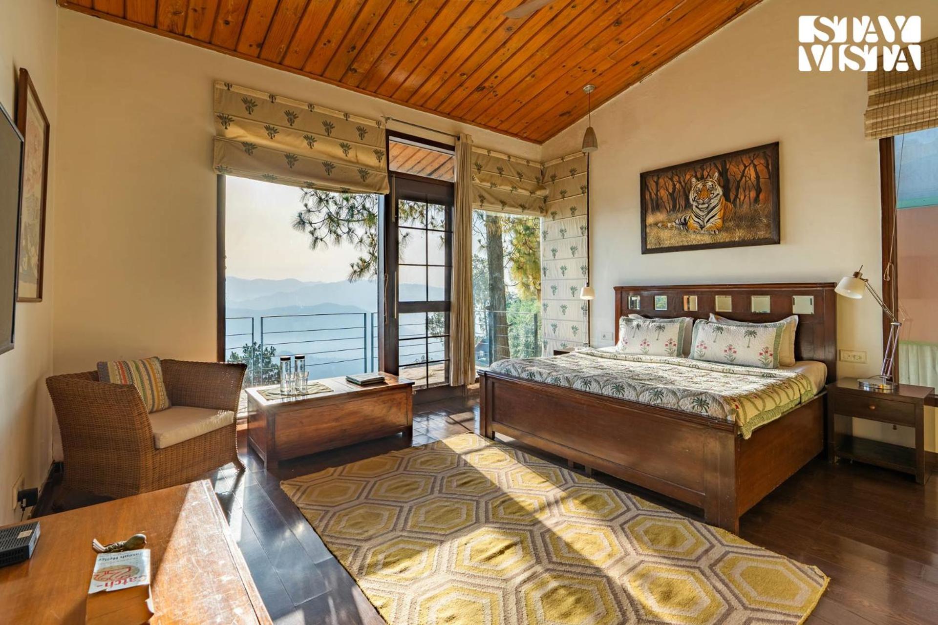 Stayvista At Hillcrest Villa With Valley View, Bonfire And Heater Kasauli Dış mekan fotoğraf