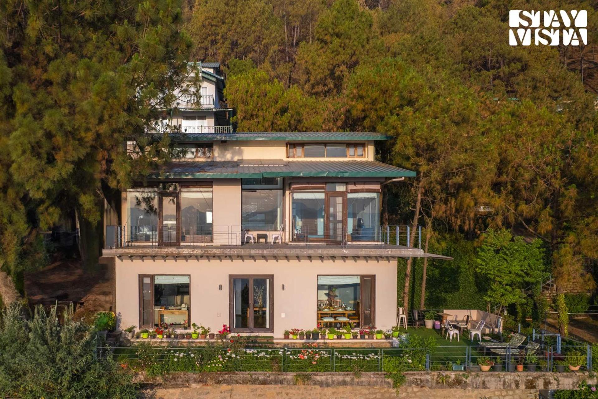 Stayvista At Hillcrest Villa With Valley View, Bonfire And Heater Kasauli Dış mekan fotoğraf